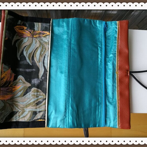 PURSE HANDMADE SOFT BROWN FAUX LEATHER LEAVES PRINT COTTON GOLD TONE RIBBON - Picture 3 of 5